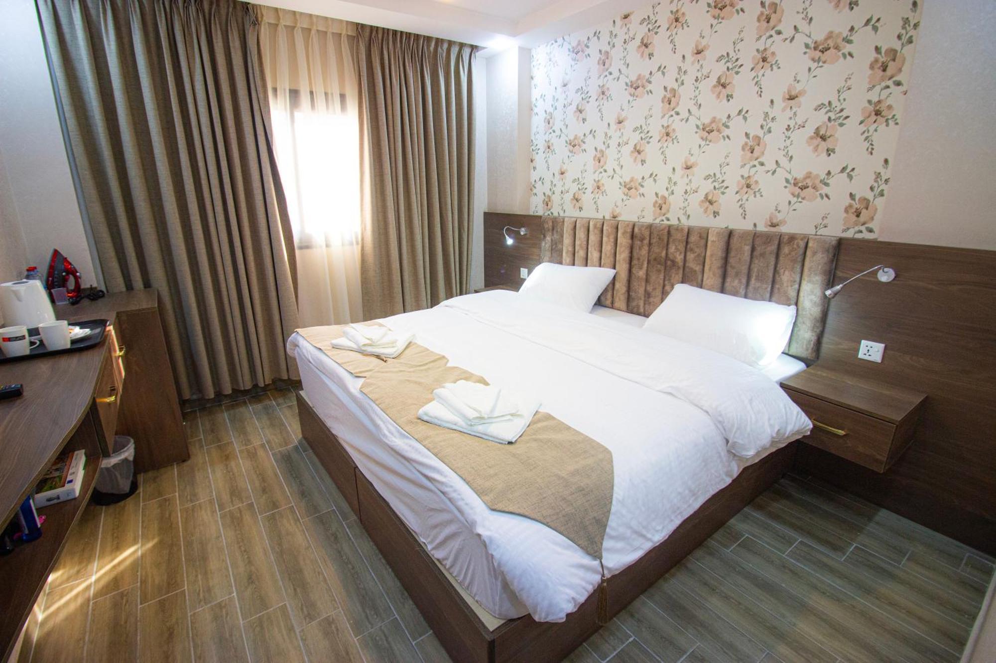 Beirut Hotel 2 New Amman Eksteriør billede