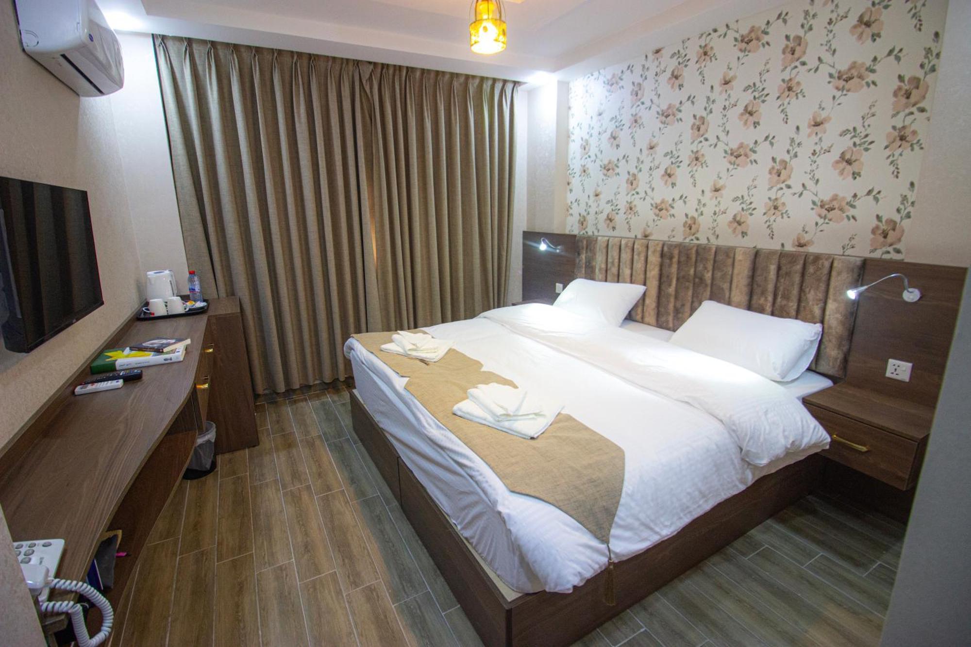 Beirut Hotel 2 New Amman Eksteriør billede